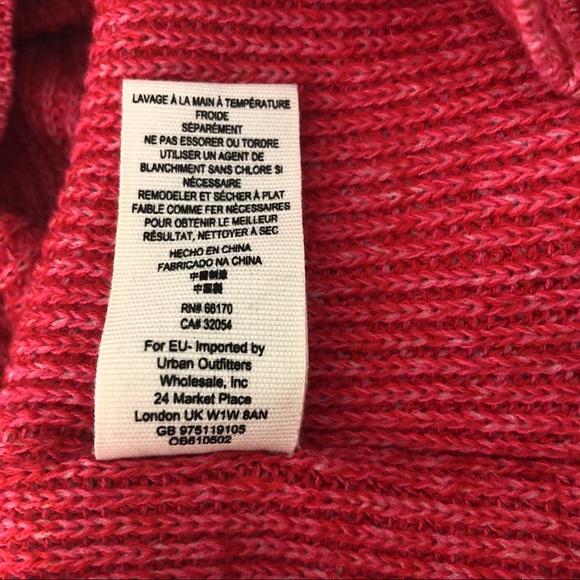 Free People Red Off-The-Shoulder Sweater Size L - Picture 7 of 8